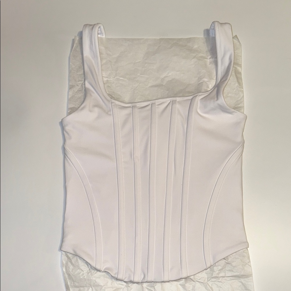 Express White Contour Top